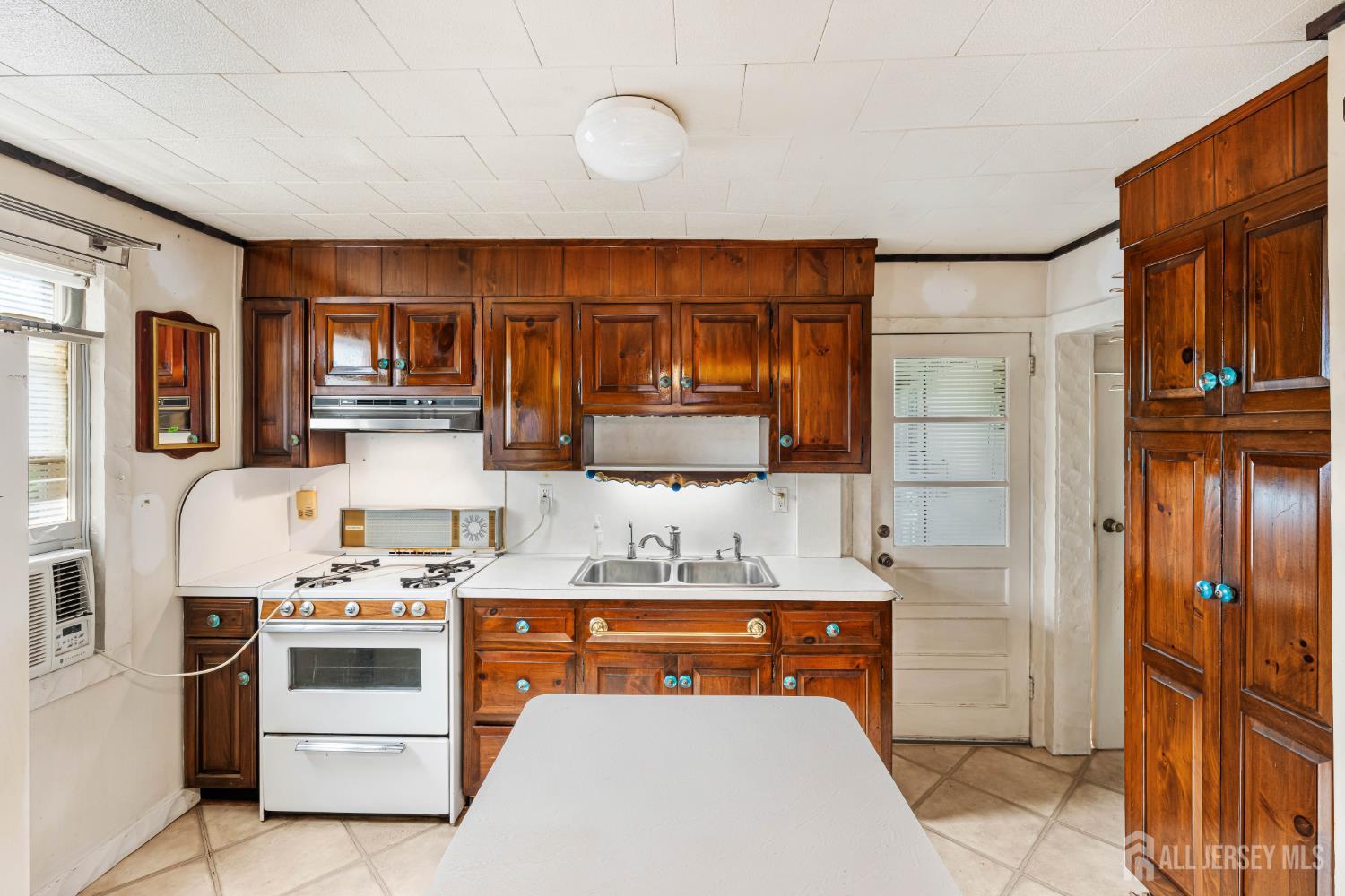 78 Lawrence Avenue Highland Park NJ 08904
