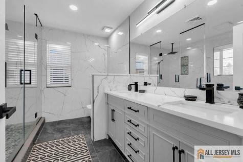 43 Meadow Run Road Bordentown Twp NJ 08505