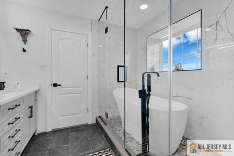43 Meadow Run Road Bordentown Twp NJ 08505