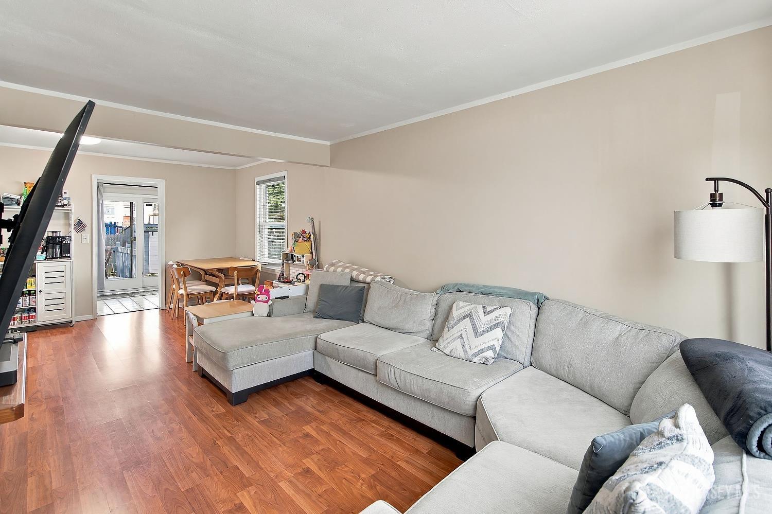 5 Rose Terrace Hazlet NJ 07734