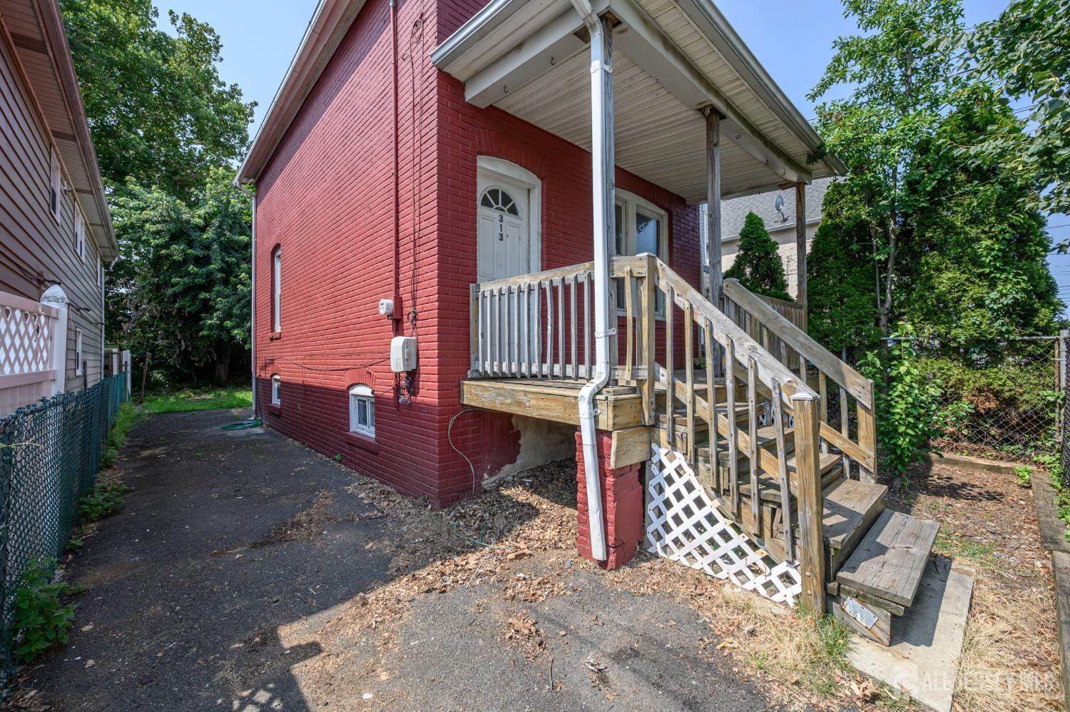 313 Wagner Avenue Perth Amboy NJ 08861