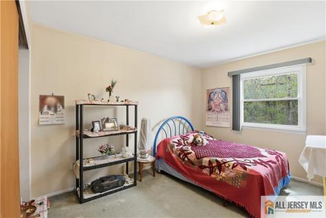 40 La Valencia Road Old Bridge NJ 07726