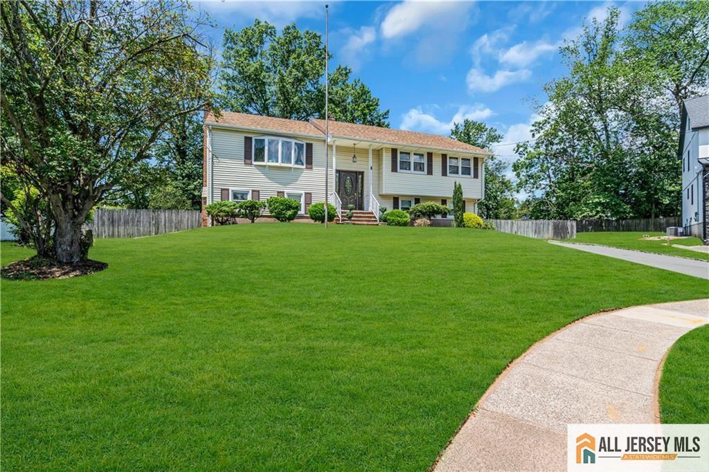 8 Whitehall Avenue Edison NJ 08820