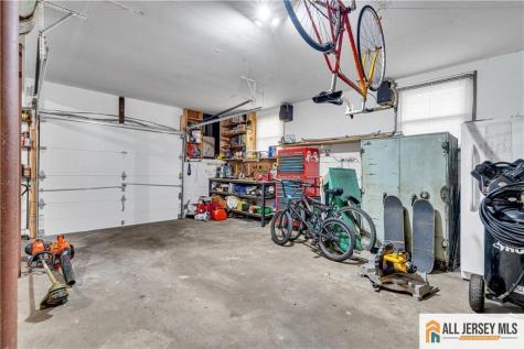 8 Whitehall Avenue Edison NJ 08820