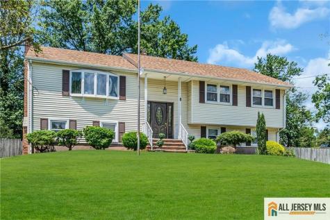 8 Whitehall Avenue Edison NJ 08820