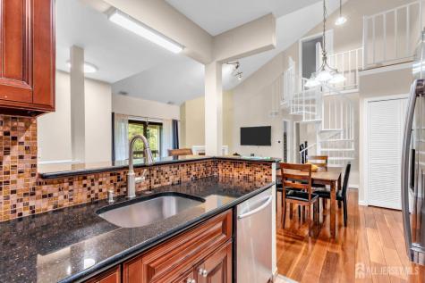 212 Sunshine Court Parlin NJ 08859