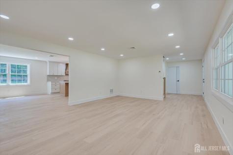 300 E Chestnut Avenue E Metuchen NJ 08840