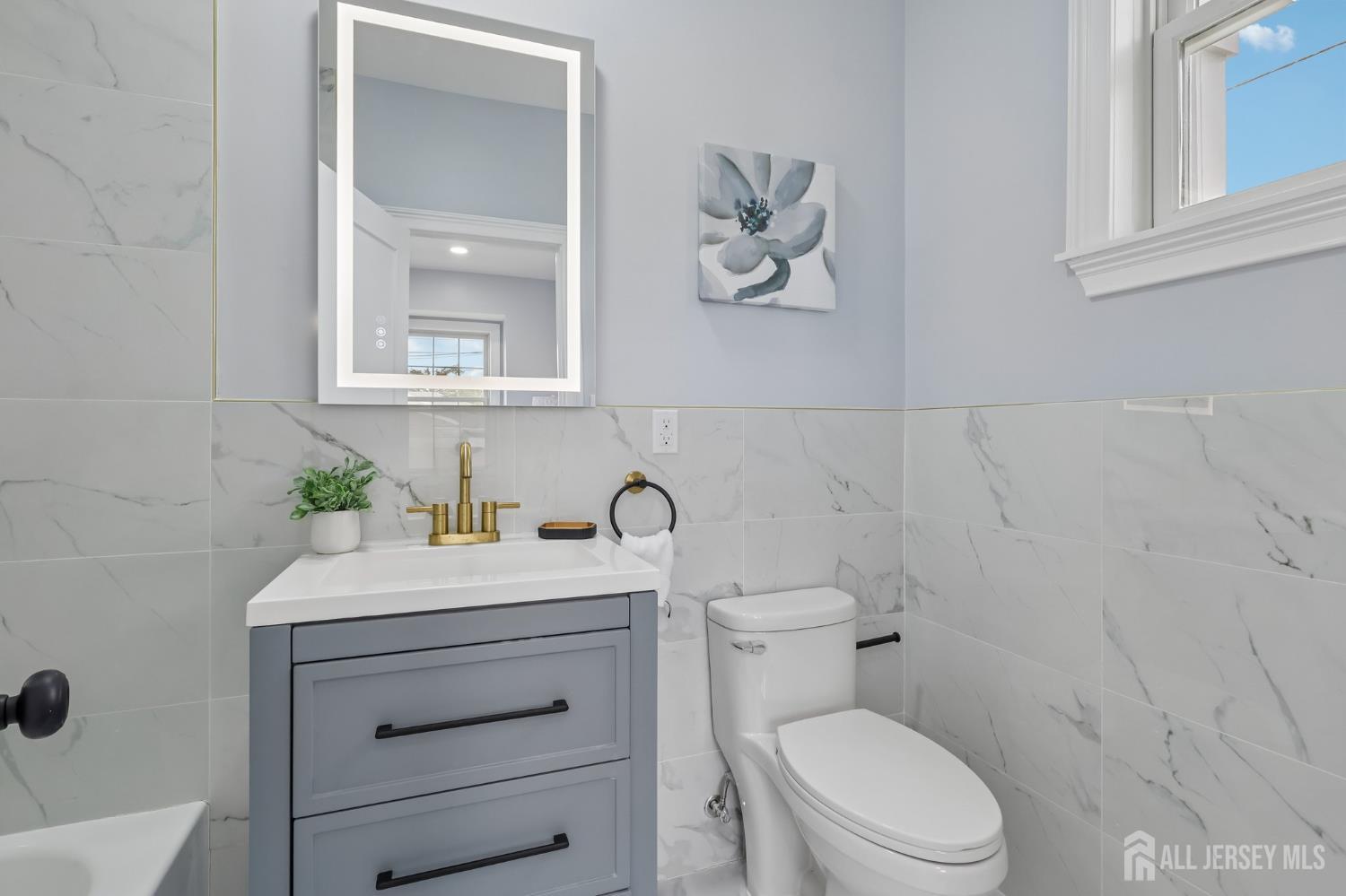 239 Suttons Lane Edison NJ 08817
