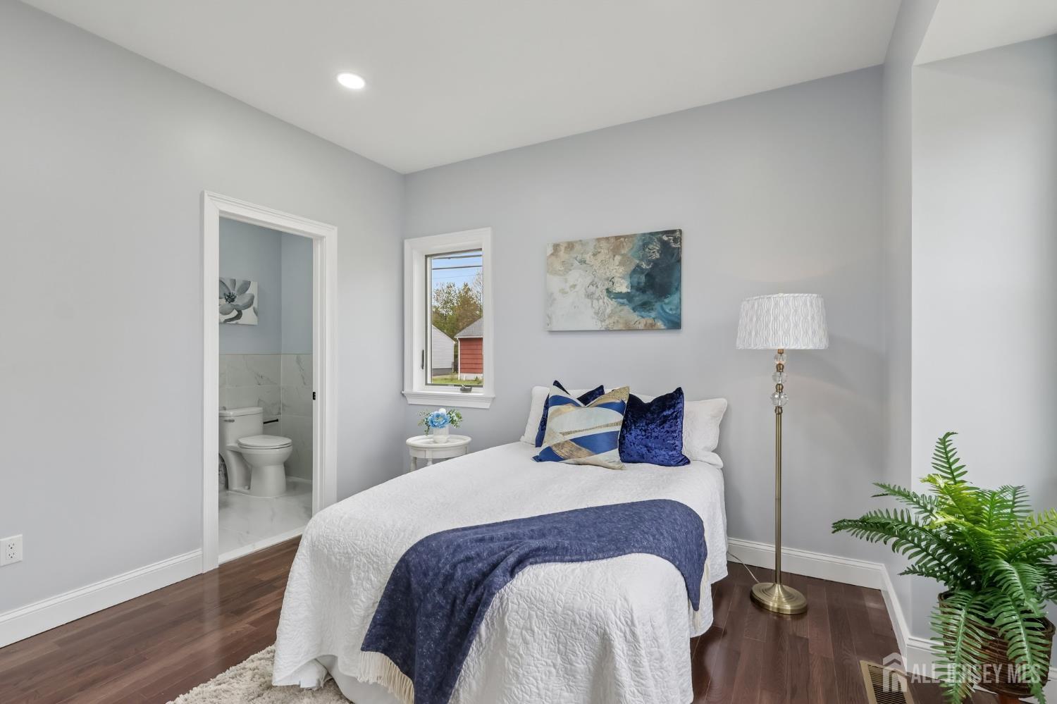 239 Suttons Lane Edison NJ 08817