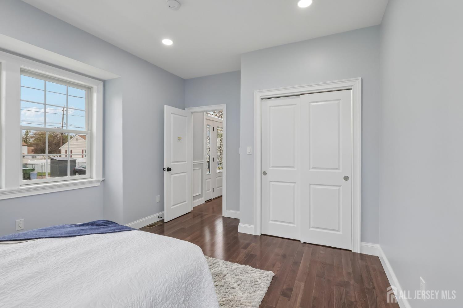 239 Suttons Lane Edison NJ 08817