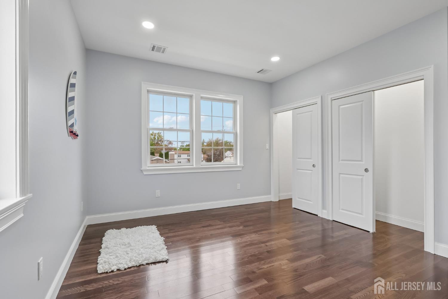 239 Suttons Lane Edison NJ 08817
