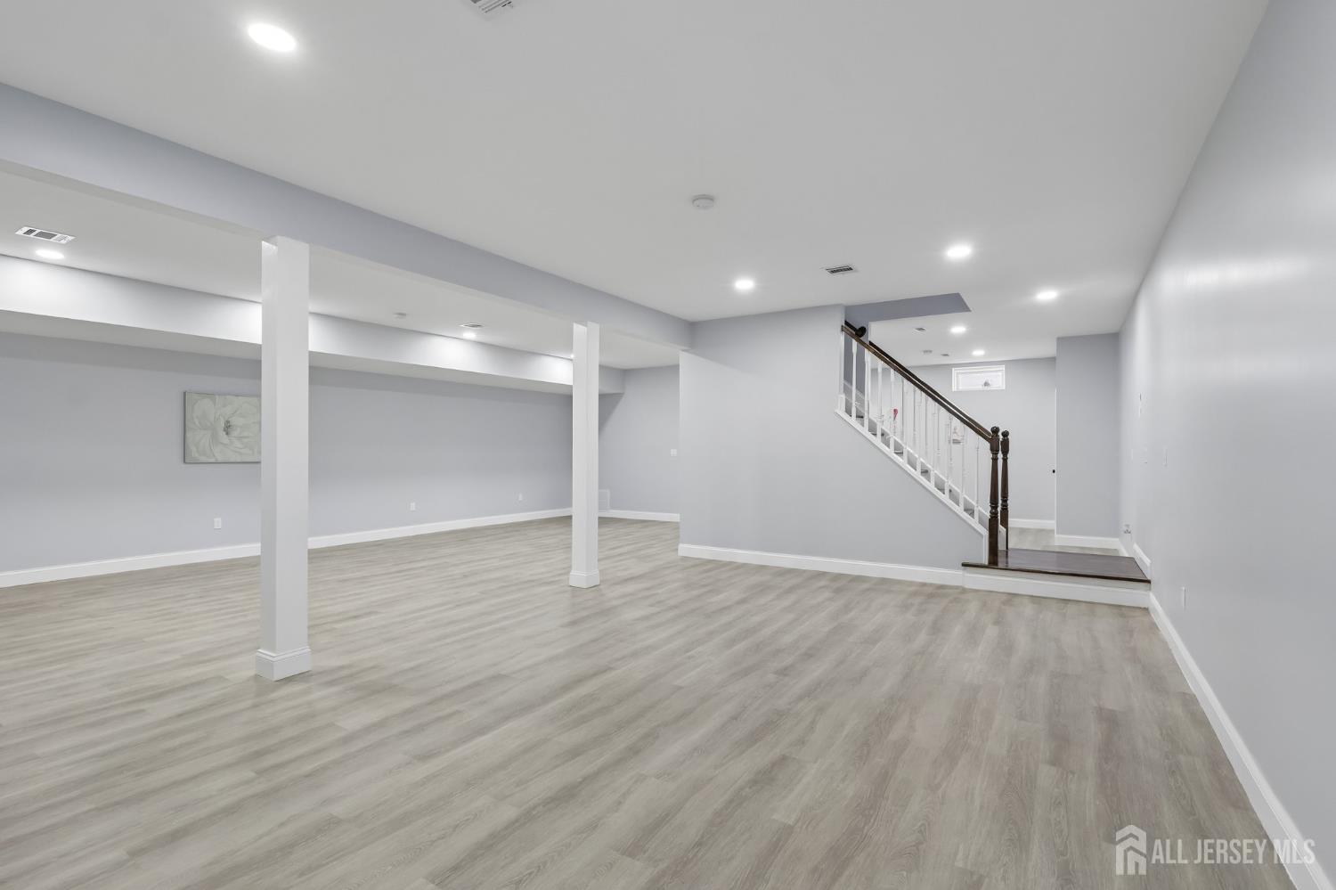 239 Suttons Lane Edison NJ 08817