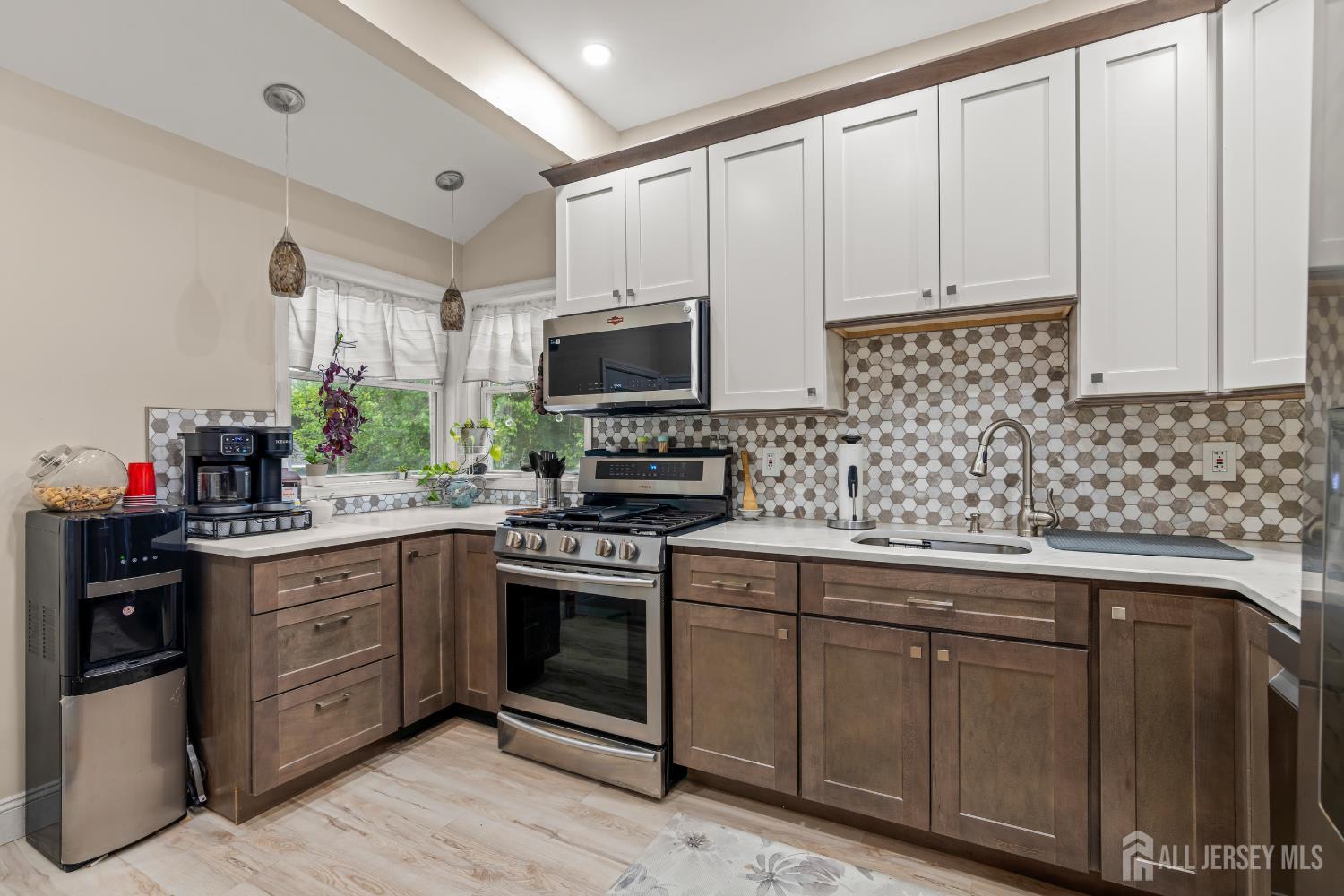251 Arlington Drive Fords NJ 08863
