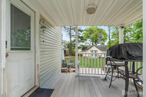 251 Arlington Drive Fords NJ 08863