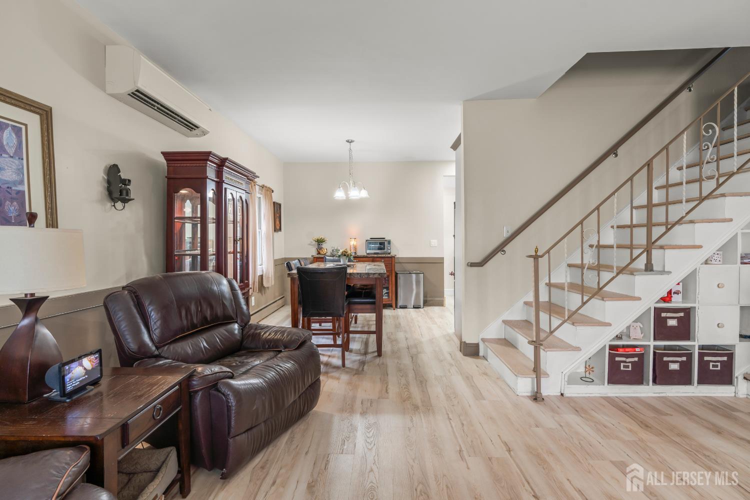 251 Arlington Drive Fords NJ 08863