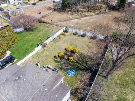 16 Wilmot Road Sayreville NJ 08872