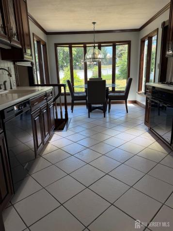16 Wilmot Road Sayreville NJ 08872
