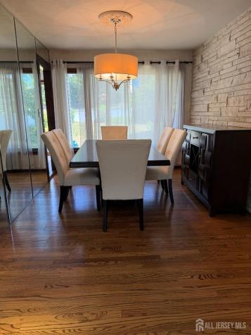 16 Wilmot Road Sayreville NJ 08872