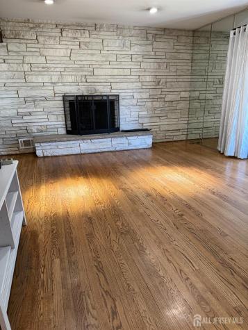 16 Wilmot Road Sayreville NJ 08872