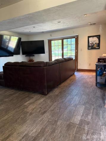 16 Wilmot Road Sayreville NJ 08872