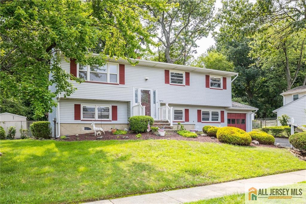 18 Kierst Street Sayreville NJ 08859