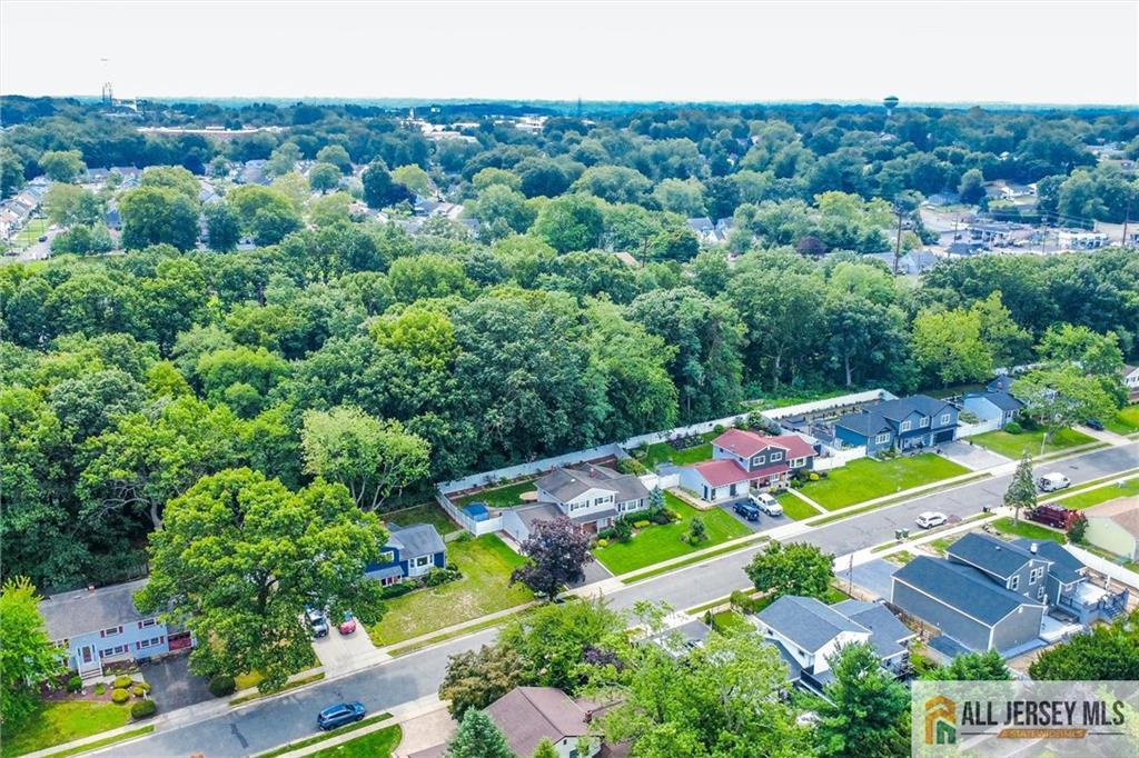 18 Kierst Street Sayreville NJ 08859