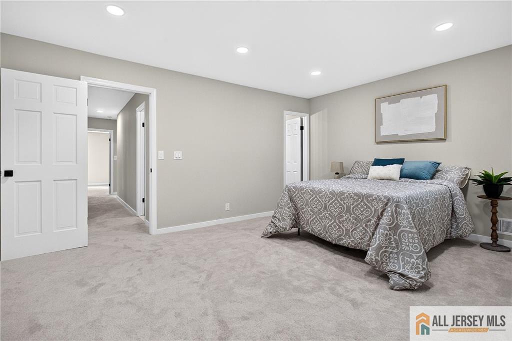 23 Thistle Court Old Bridge NJ 07747