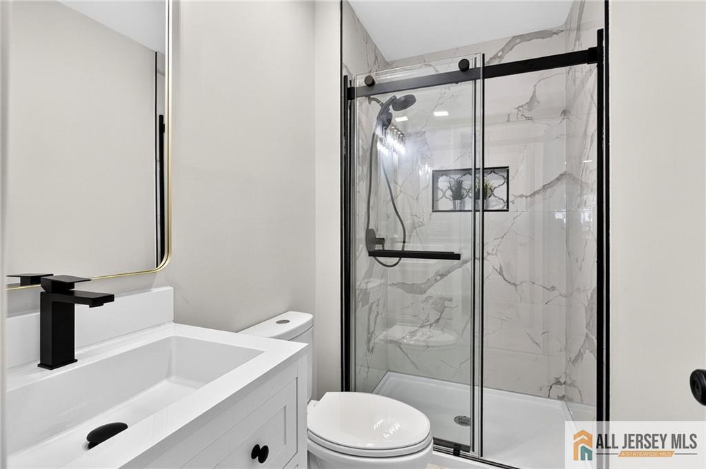 23 Thistle Court Old Bridge NJ 07747