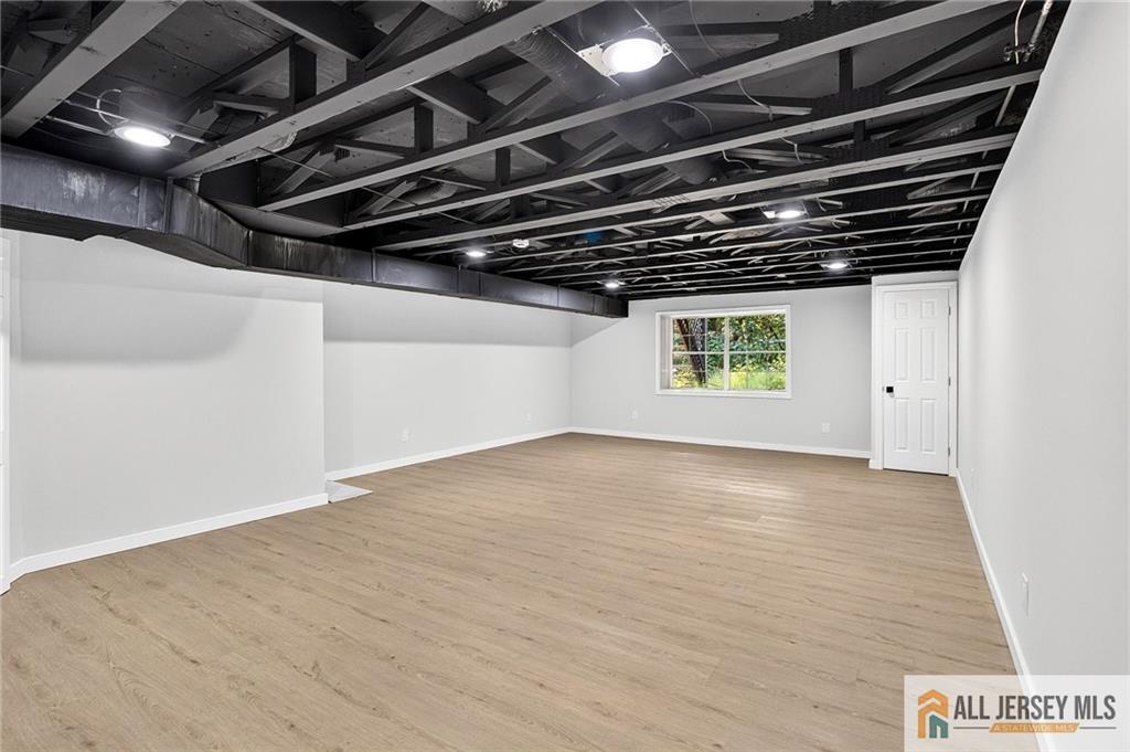 23 Thistle Court Old Bridge NJ 07747