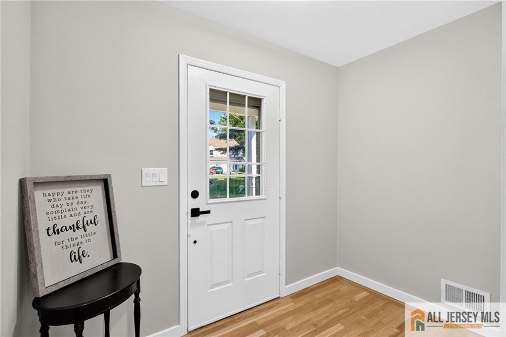 23 Thistle Court Old Bridge NJ 07747