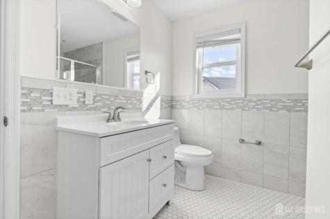 111 Daniel Street Carteret NJ 07008