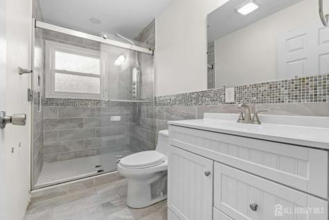 111 Daniel Street Carteret NJ 07008