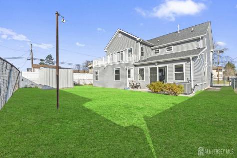 111 Daniel Street Carteret NJ 07008