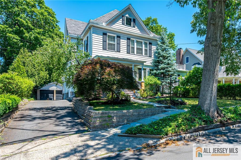 76 Spring Street Metuchen NJ 08840
