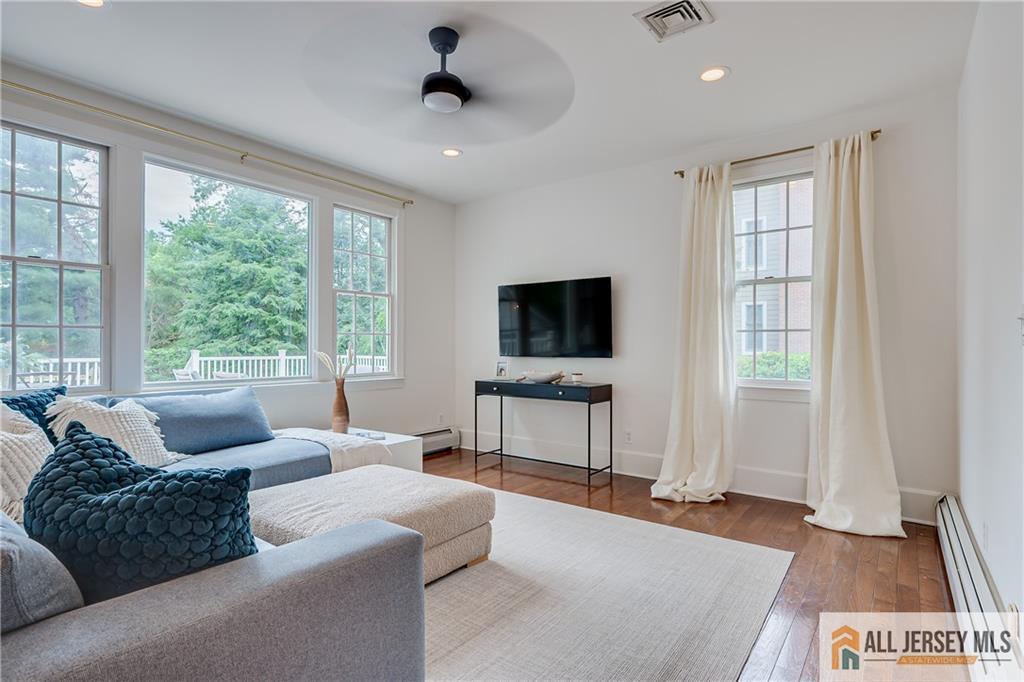 76 Spring Street Metuchen NJ 08840
