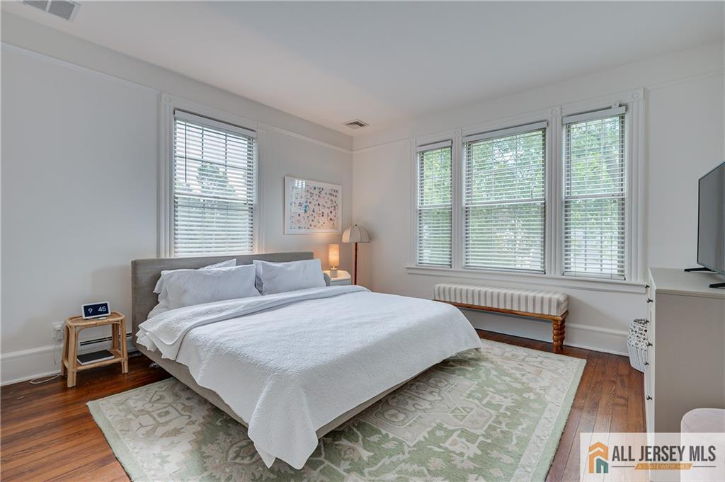 76 Spring Street Metuchen NJ 08840