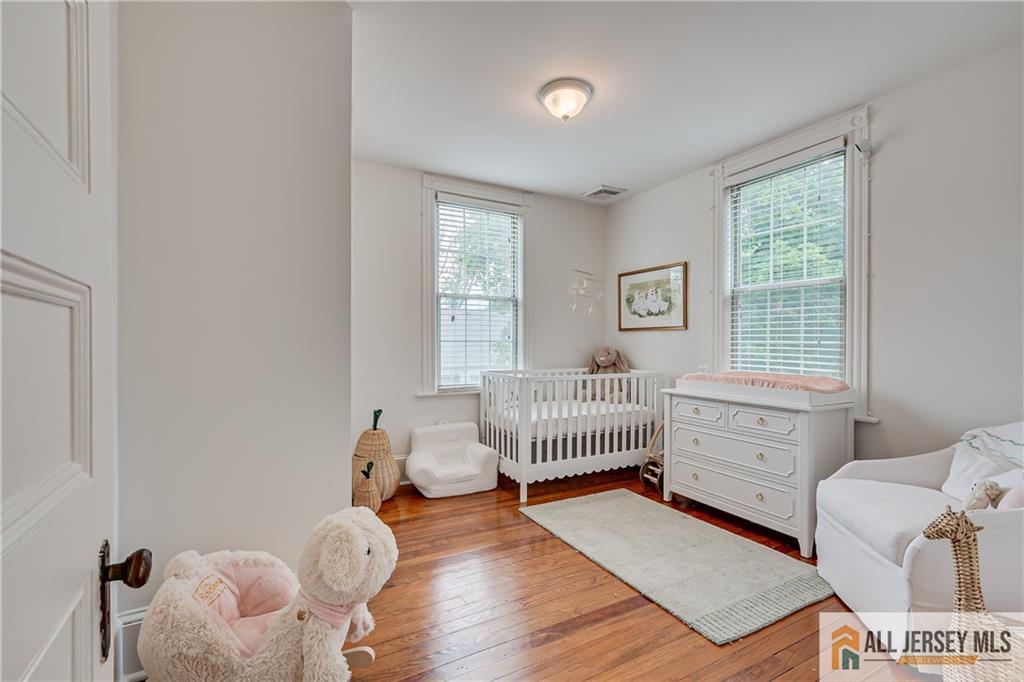 76 Spring Street Metuchen NJ 08840