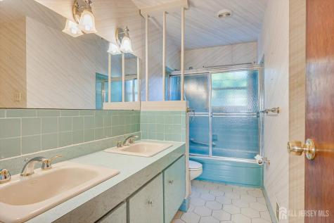 31 Rieder Road Edison NJ 08817