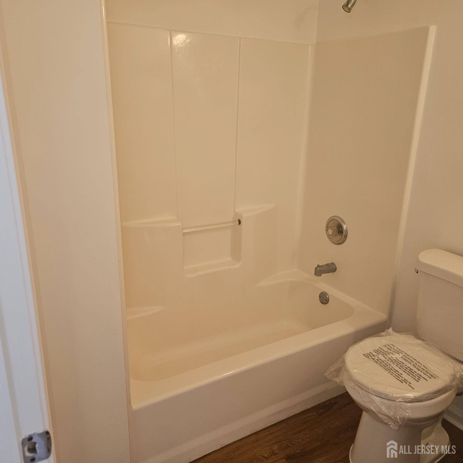 203 Danser Drive Cranbury NJ 08512