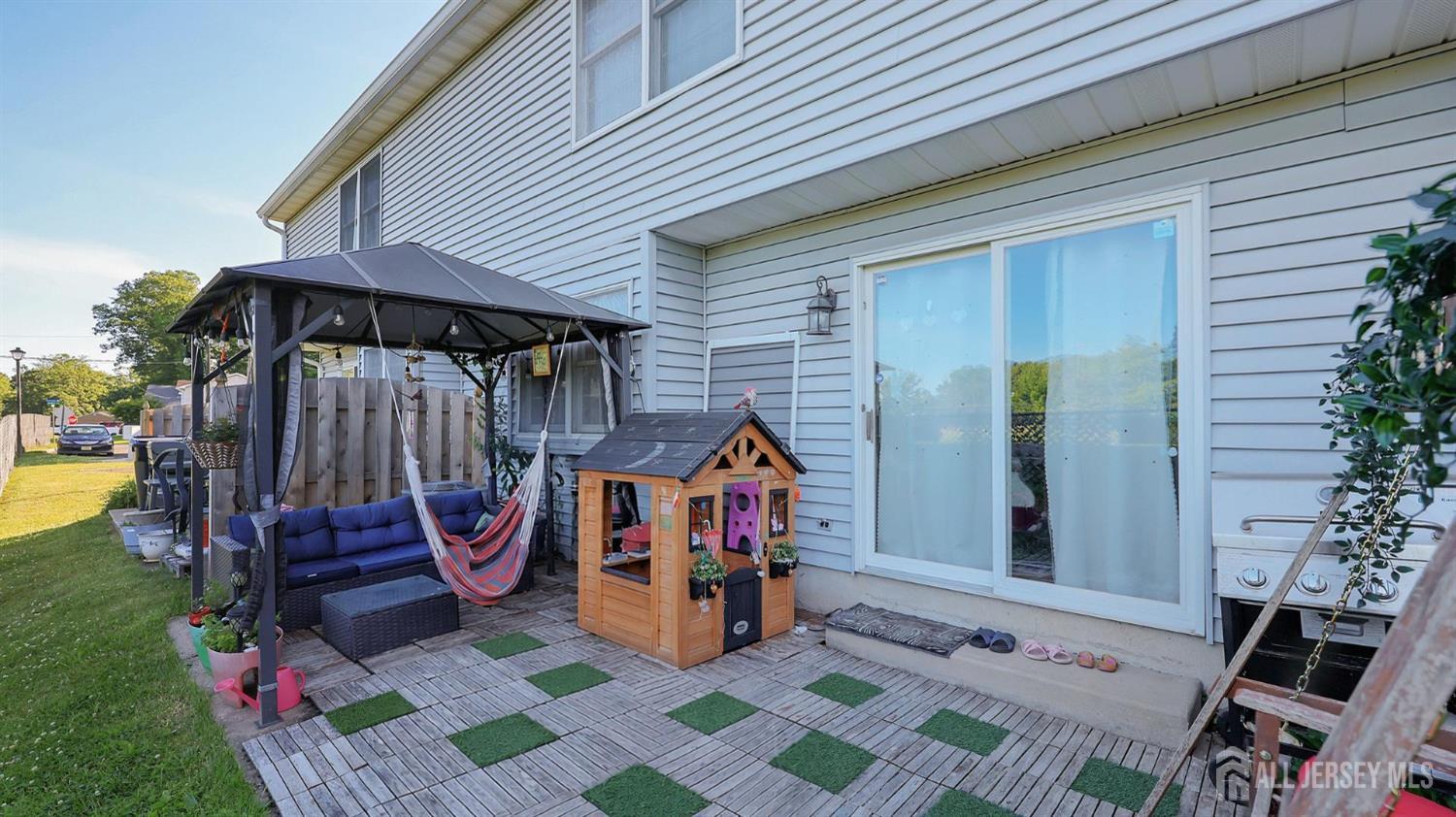 2 Park Terrace North Brunswick NJ 08902