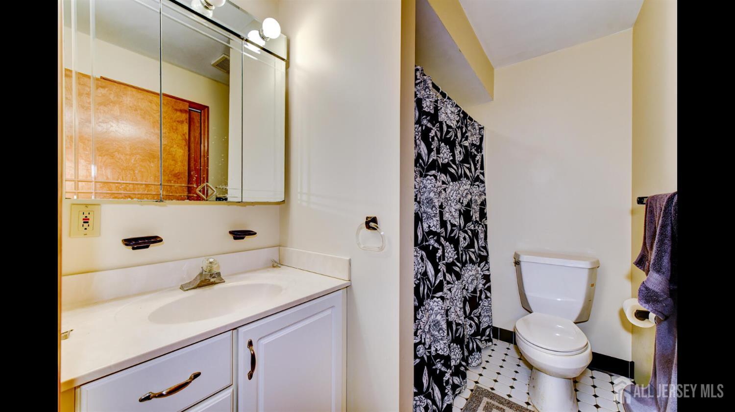 112 Madison Drive South Plainfield NJ 07080