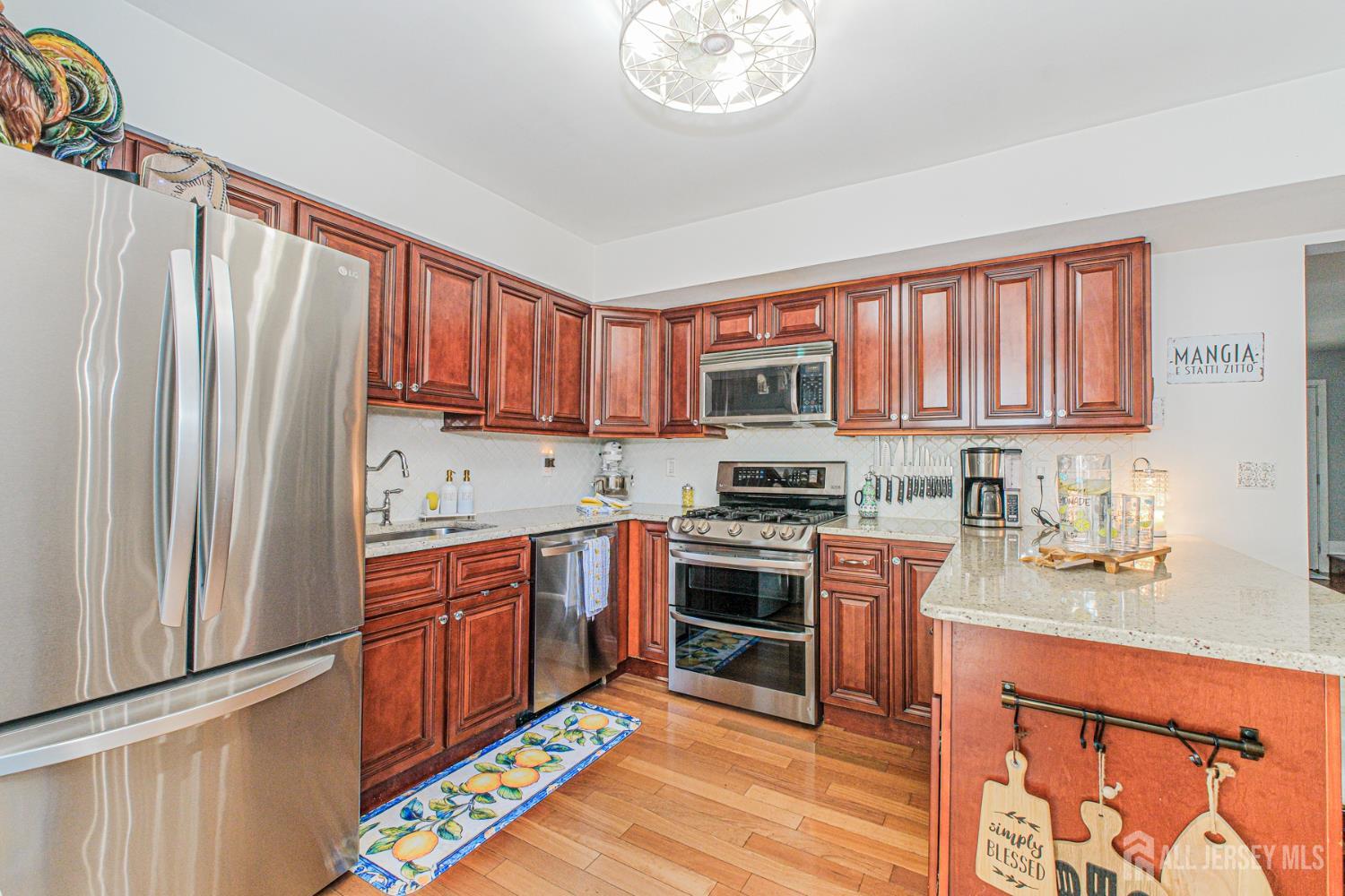 4 Shilling Way Jackson NJ 08527
