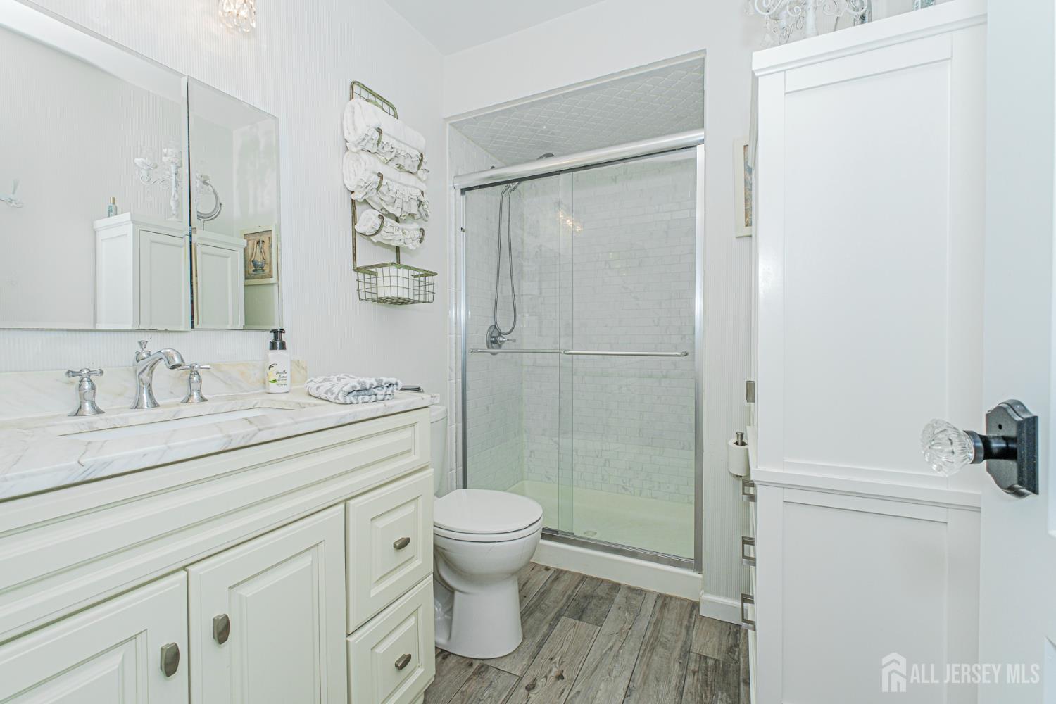 4 Shilling Way Jackson NJ 08527