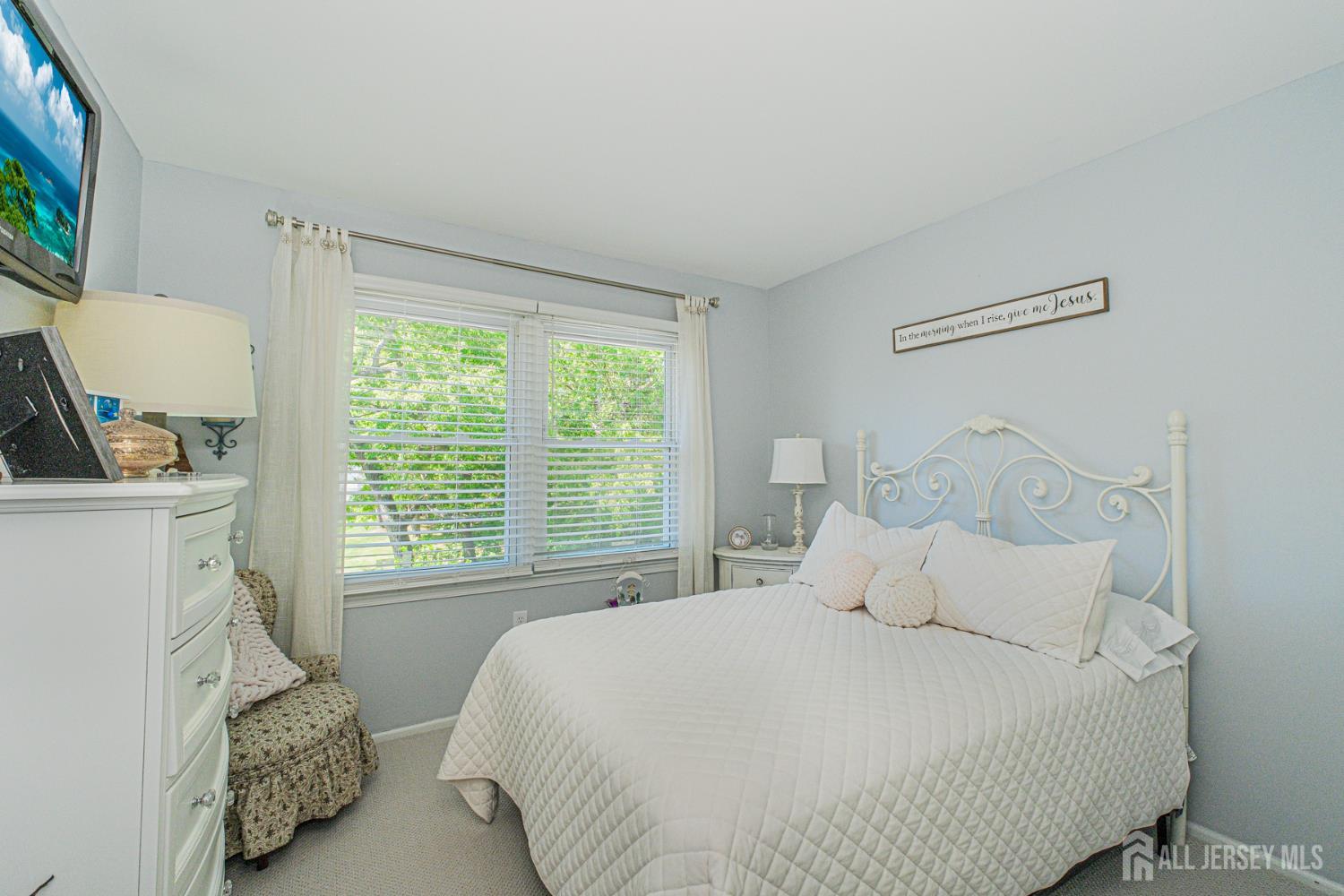 4 Shilling Way Jackson NJ 08527