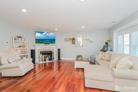 4 Shilling Way Jackson NJ 08527