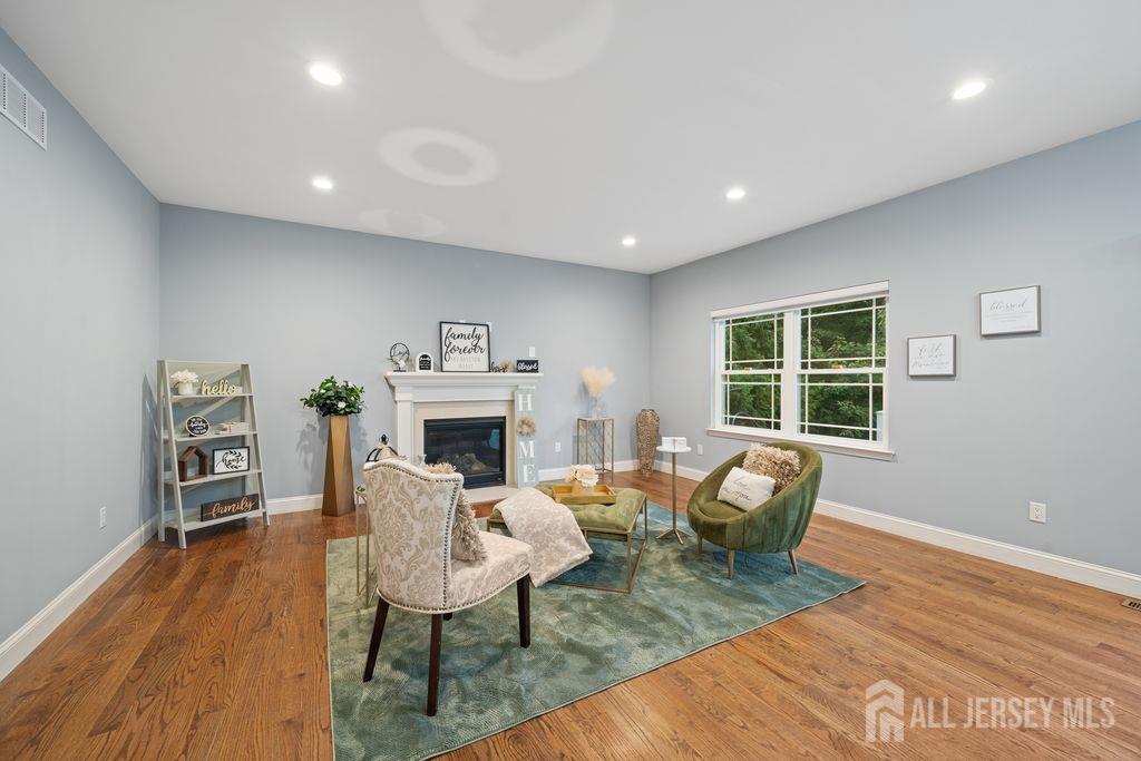 628 New Dover Road Colonia NJ 07067