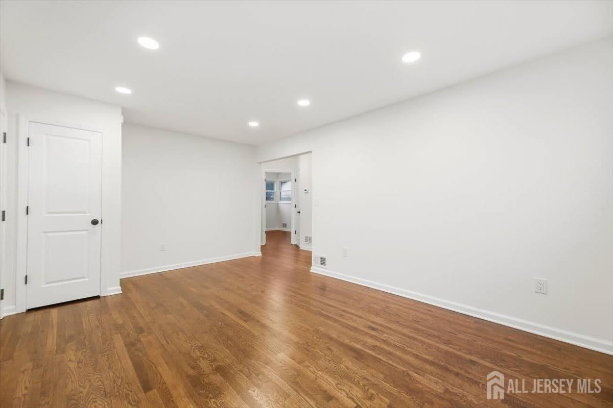 1114 Bordentown Avenue Parlin NJ 08859