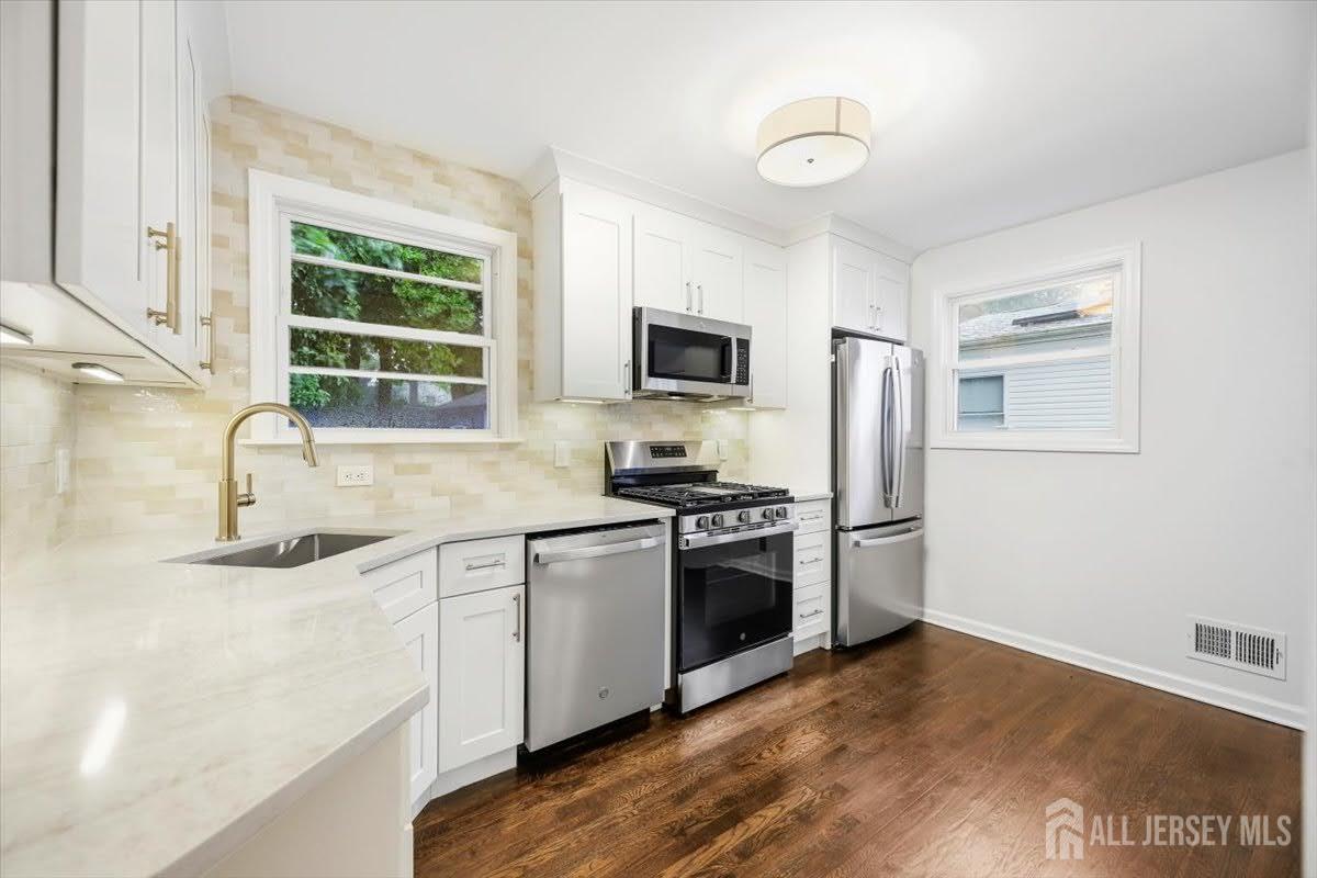 1114 Bordentown Avenue Parlin NJ 08859