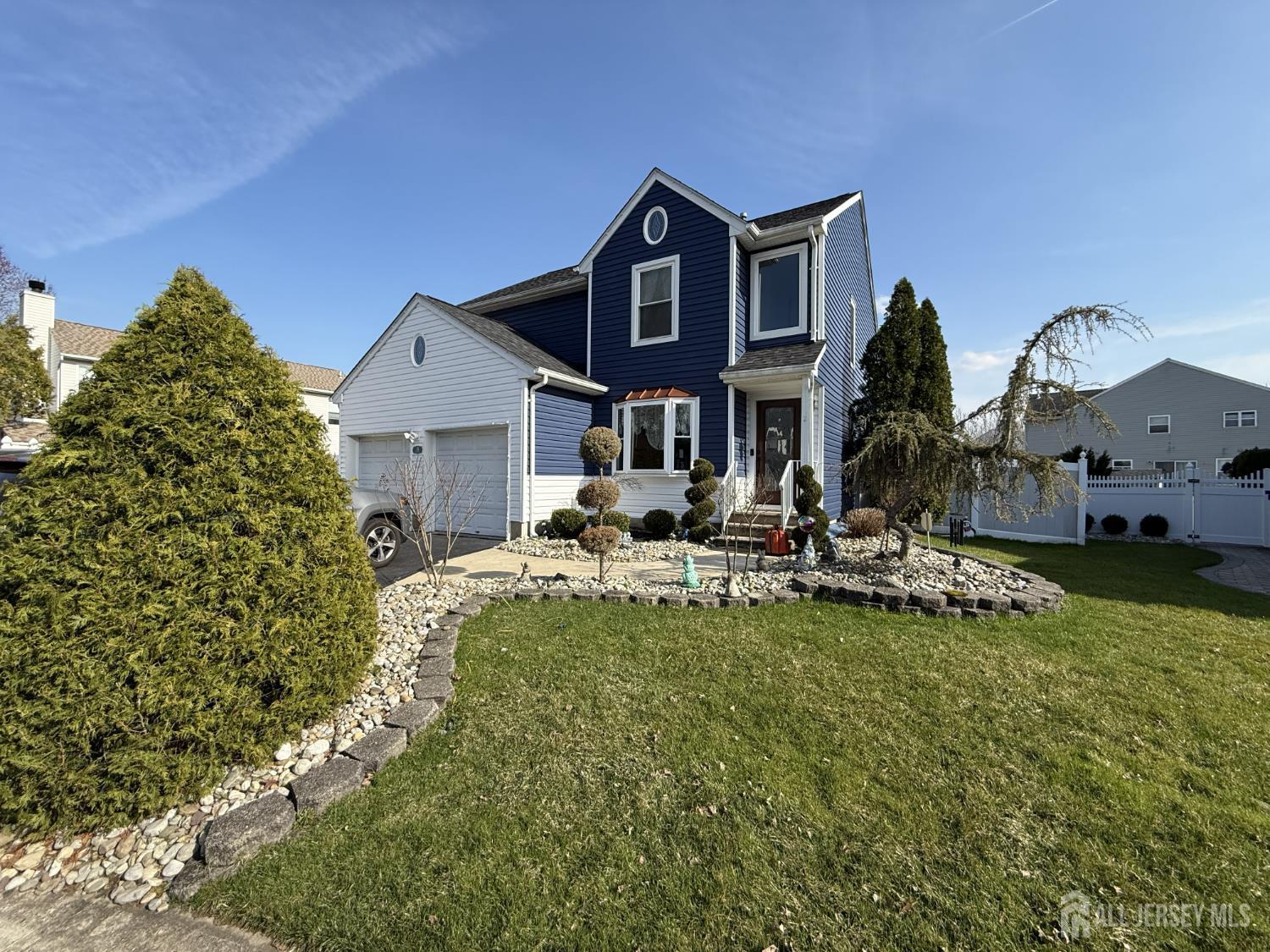 15 Sutton Place Helmetta NJ 08828