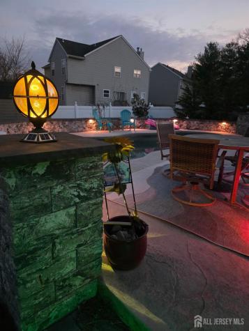 15 Sutton Place Helmetta NJ 08828